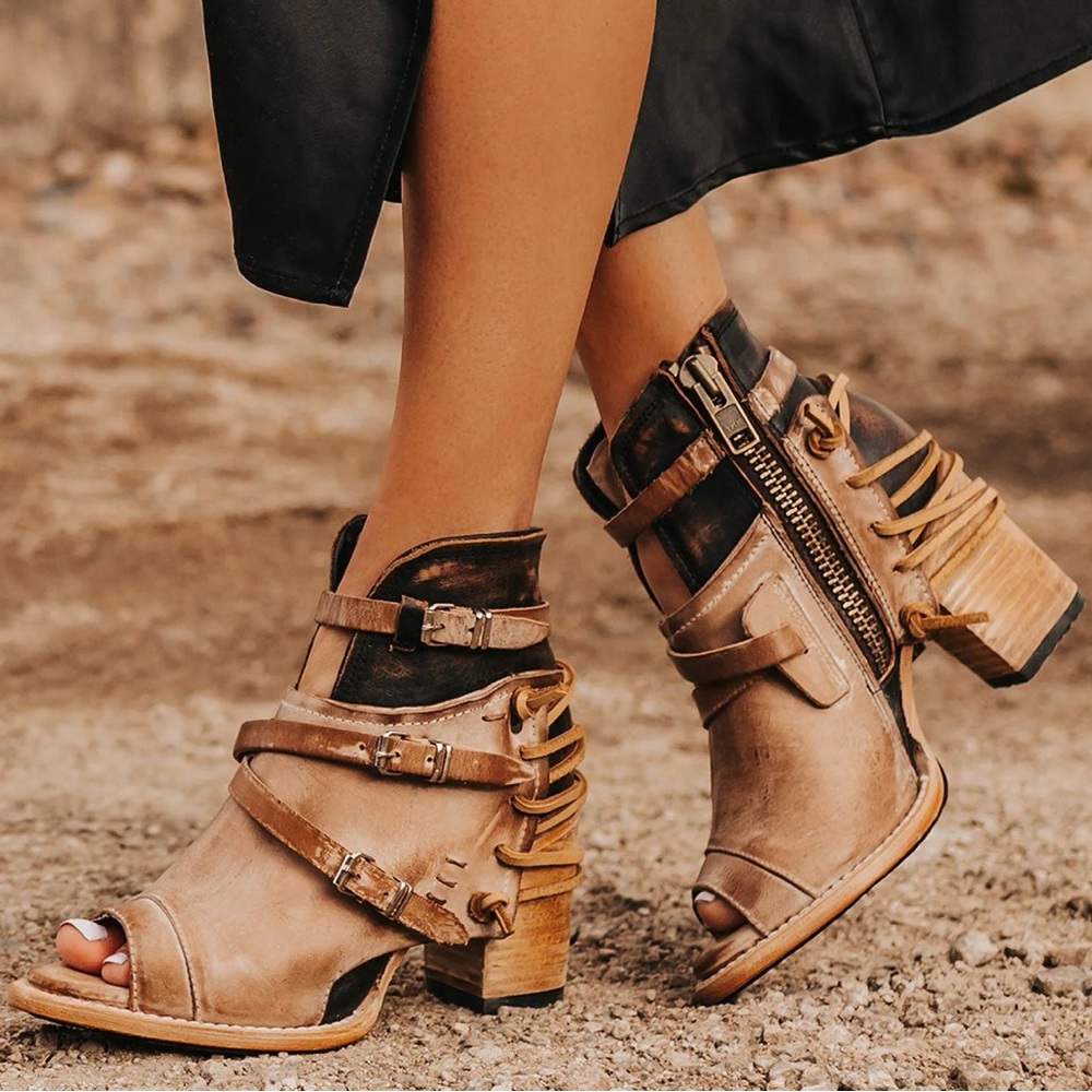 Freebies Carterr bootie. Never worn, size 7